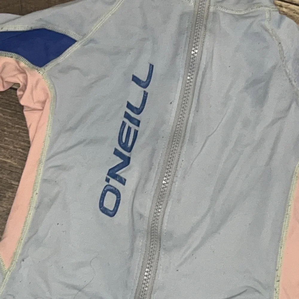 Authentic O’Neill little boys one piece lightweight rash guard swimsuit Sz 6